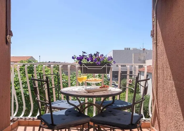 Kety,trogir Apartman