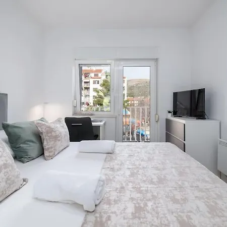 Kety,trogir * تروغير